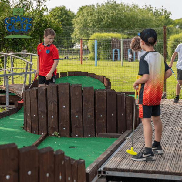 HALF PRICE 1 x Adult ticket for Crazy Golf at Top Barn Farm Shop, Worcester | WAS £4.50 NOW £2.25 - Image 4