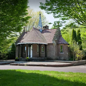 Half Price Overnight Cottage Stay for Two (Including Breakfast) At The Rolls of Monmouth